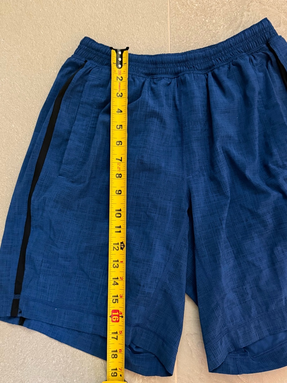 Lululemon Pace Breaker Shorts Men’s Medium Blue Athletic Running Gym - Picture 2 of 4